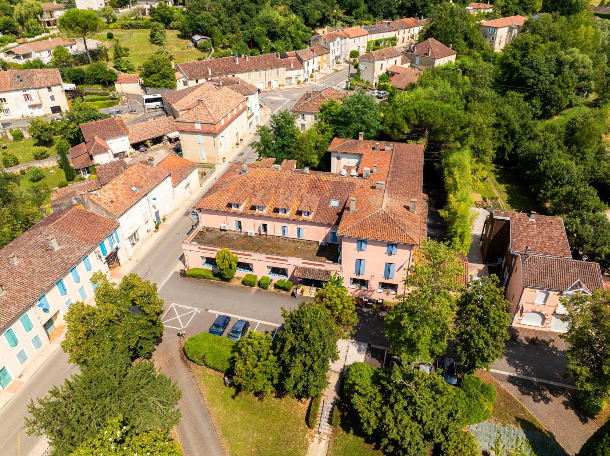 Hotel Restaurant Des Thermes Castéra-Verduzan Exteriér fotografie